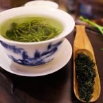 Natural ways to use green tea for acne